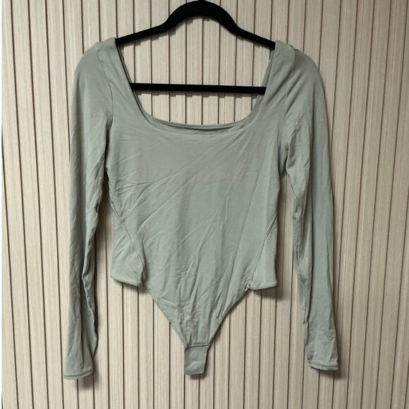 Lululemon Wundermost Nulu Square-Neck Long Sleeve Bodysuit Women’s M - Picture 1 of 9